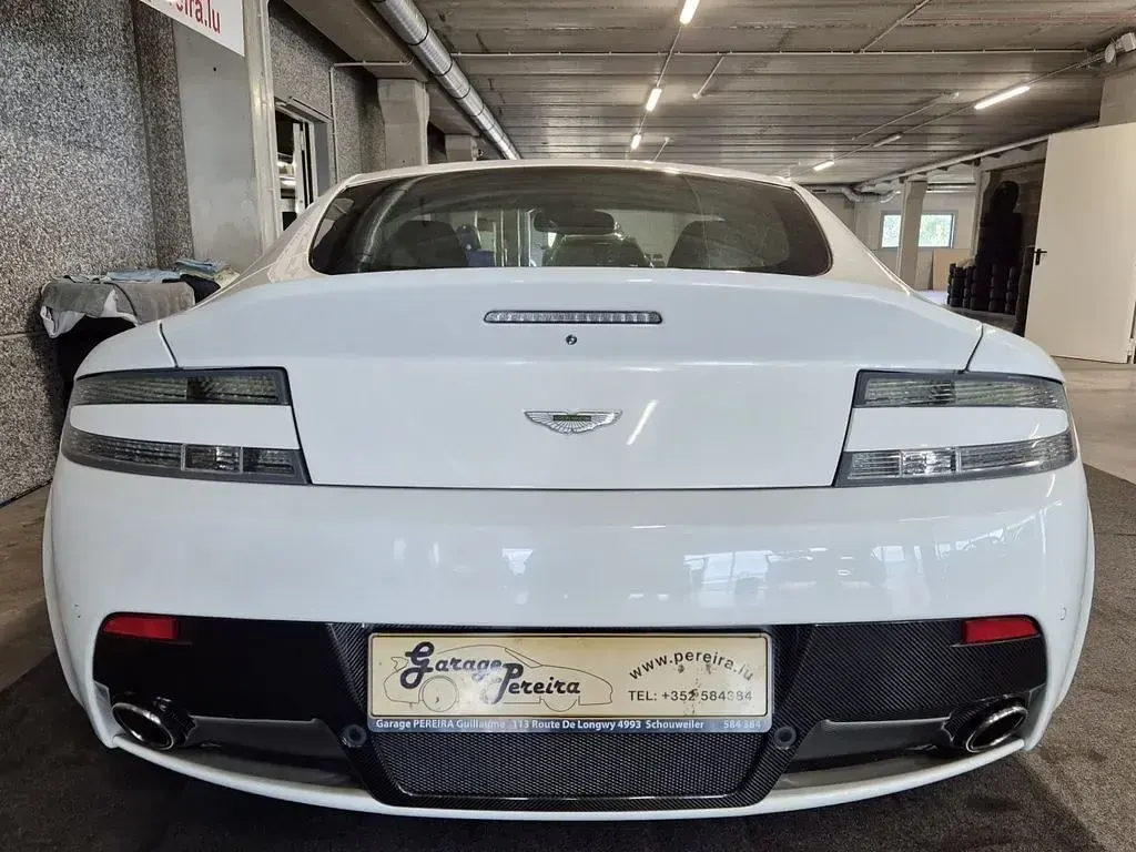 Gebraucht Aston Martin Vantage 426 PS (313 kW) 2013 Weiß Coupé