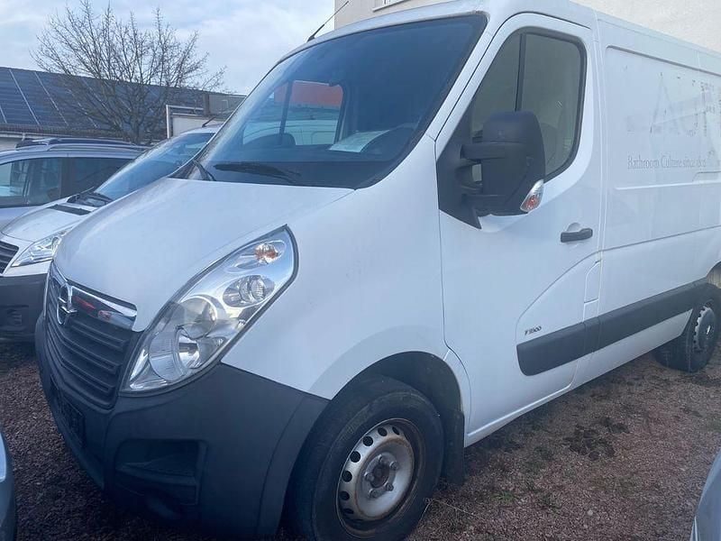 Gebraucht Opel Movano 131 PS (96 kW) 2018 Weiß Van / Kleinbus