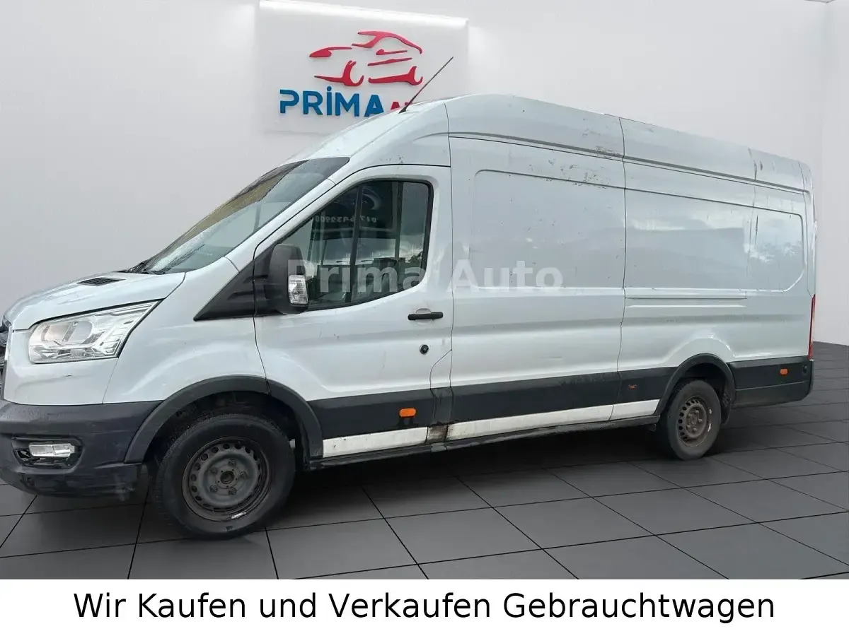 Gebraucht Ford Transit Trend 131 PS (96 kW) 2021 Weiß Van / Kleinbus