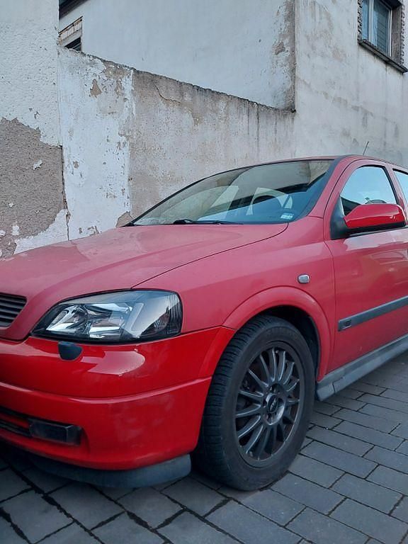Gebraucht Opel Astra Selection 101 PS (74 kW) 2001 Rot Limousine