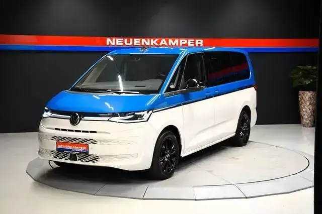 Gebraucht VW Multivan Style 150 PS (110 kW) 2024 Blau Van / Kleinbus