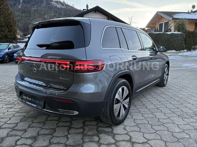 Gebraucht Mercedes EQB300 167 kW (228 PS) 2024 Metalliclack mountaingrau SUV