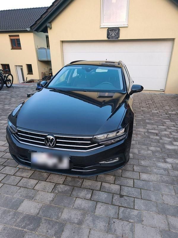 Gebraucht VW Passat Business 150 PS (110 kW) 2021 Grau Kombi