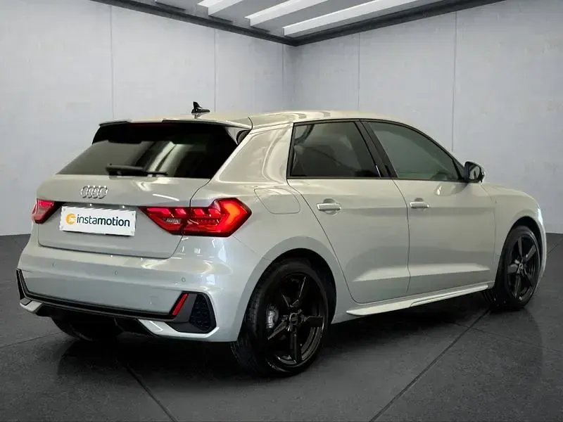 Gebraucht Audi A1 Sportback 116 PS (85 kW) 2025 Silber Kleinwagen