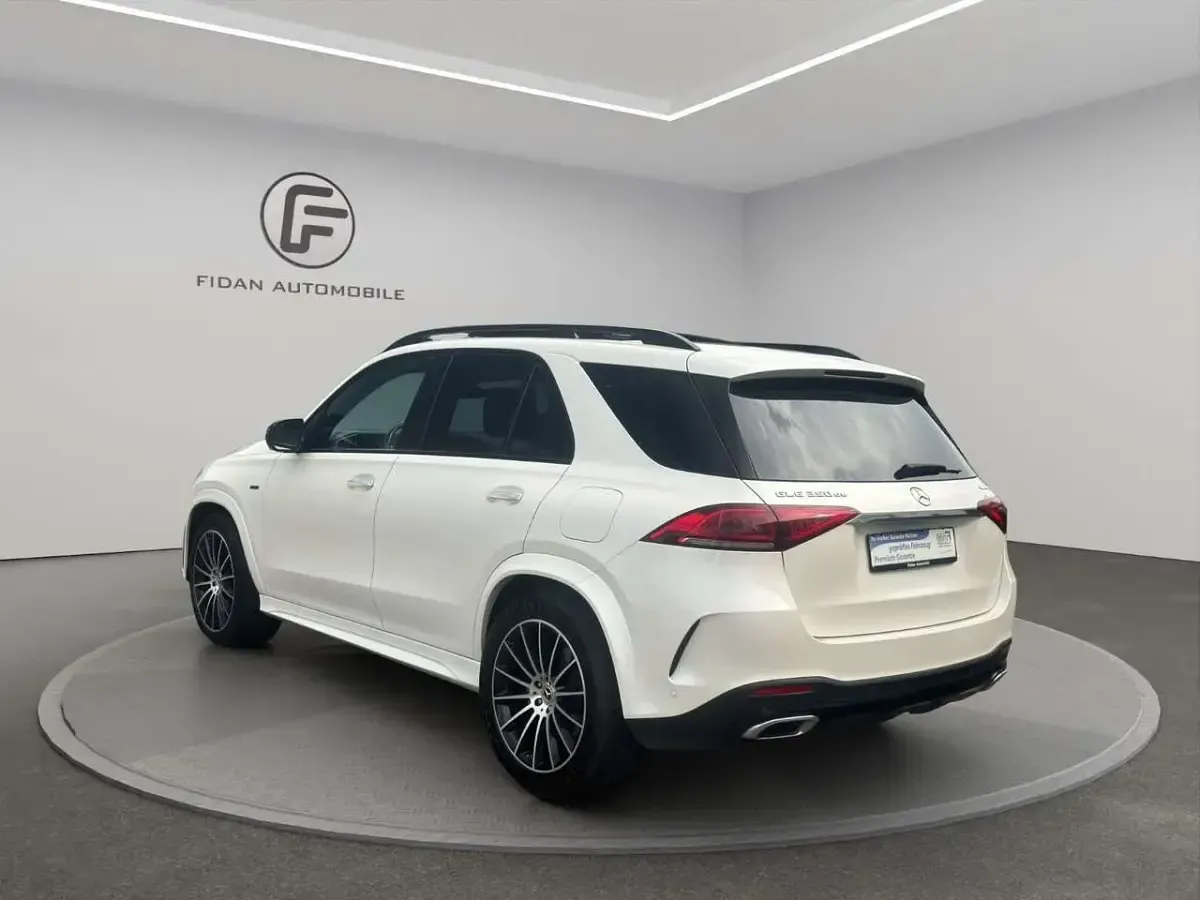 Gebraucht Mercedes GLE350 AMG line 194 PS (142 kW) 2021 Diamantweiss  metalliclack SUV