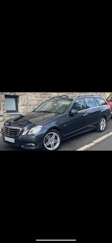 Gebraucht Mercedes E350 Avantgarde 231 PS (169 kW) 2010 Grau Kombi
