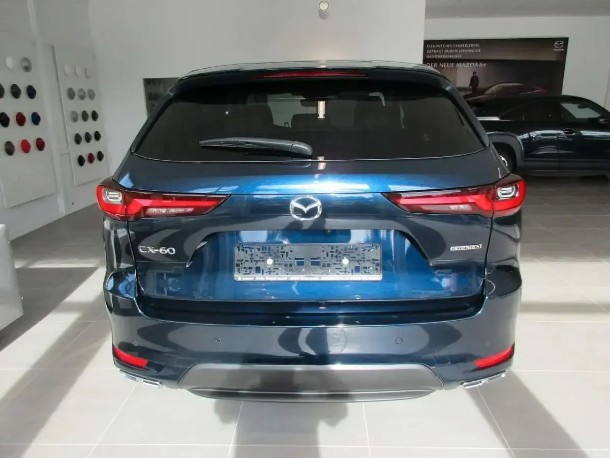 Neu Mazda CX-60 Takumi-Line 200 PS (147 kW) 2025 Blau SUV