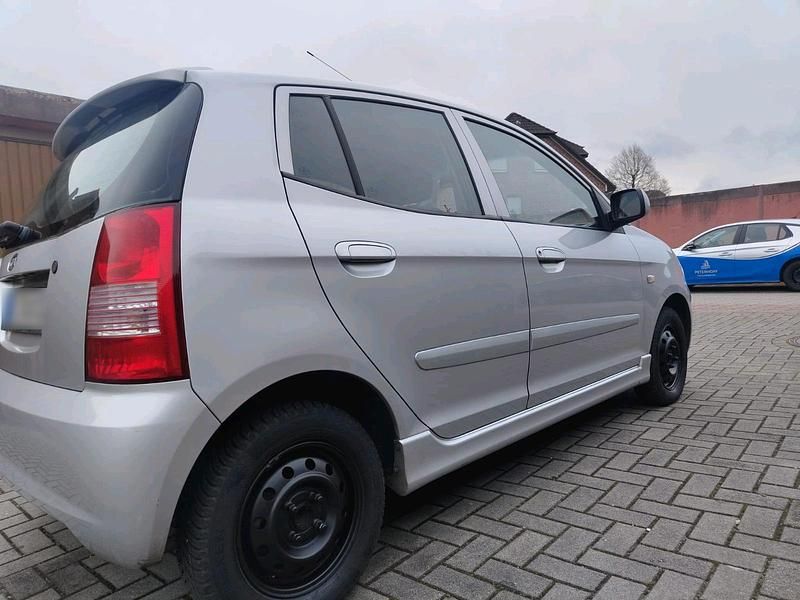 Gebraucht Kia Picanto 65 PS (47 kW) 2005 Silber Kleinwagen