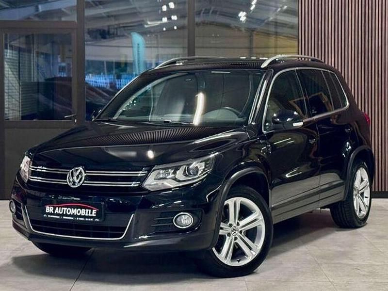 Gebraucht VW Tiguan LOUNGE 140 PS (102 kW) 2015 Schwarz SUV