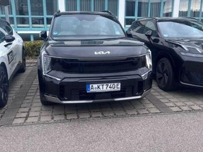 Schwarz Gebraucht 2023 Kia EV9 GT-Line SUV | 67.900 € - Bild 1/4