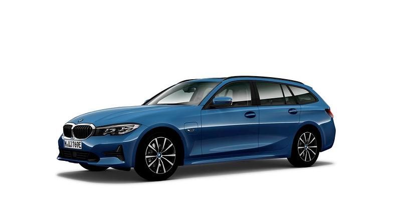 Gebraucht BMW 320 Advantage 163 PS (119 kW) 2022 Kombi