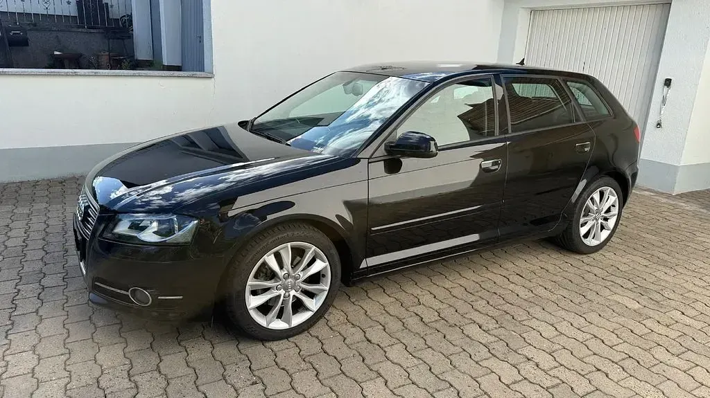 Gebraucht Audi A3 Ambition 140 PS (102 kW) 2011 Schwarz Kleinwagen