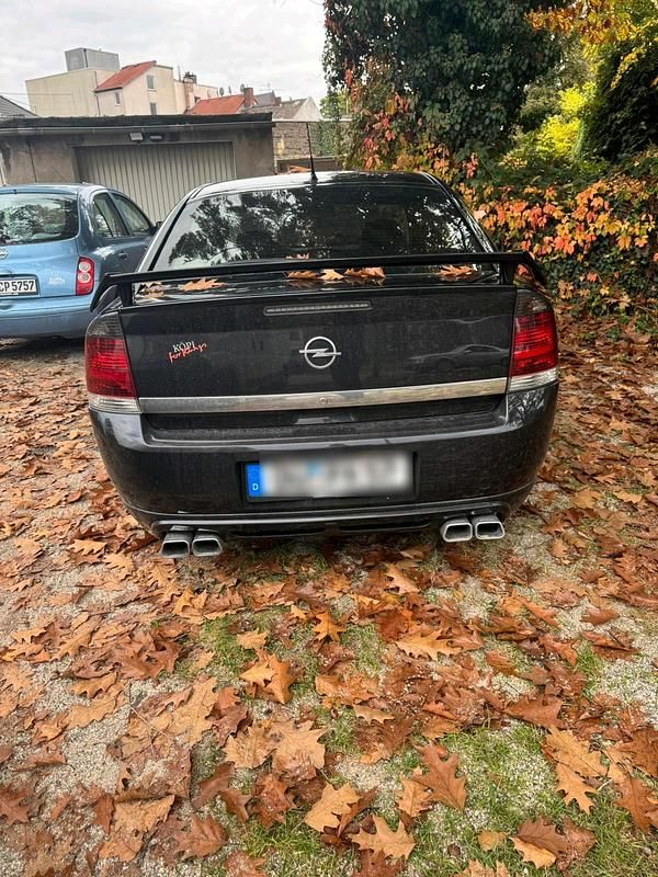Schwarz Gebraucht 2003 Opel Vectra Limousine | 2.999 € - Bild 1/4