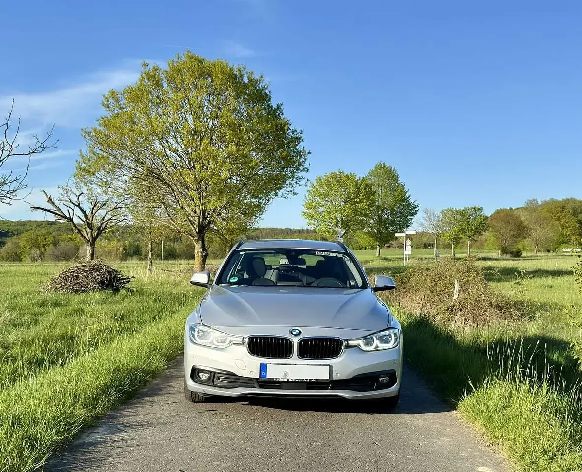 Gebraucht BMW 320 Efficient Dynamics 163 PS (119 kW) 2018 Silber Kombi