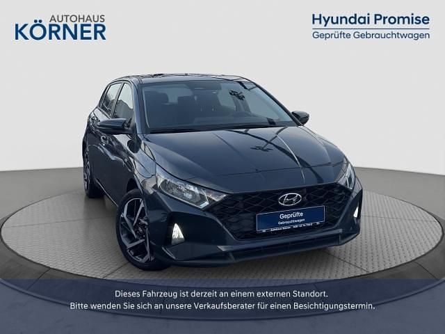 Gebraucht Hyundai i20 Trend 101 PS (74 kW) 2021 Grau Kleinwagen