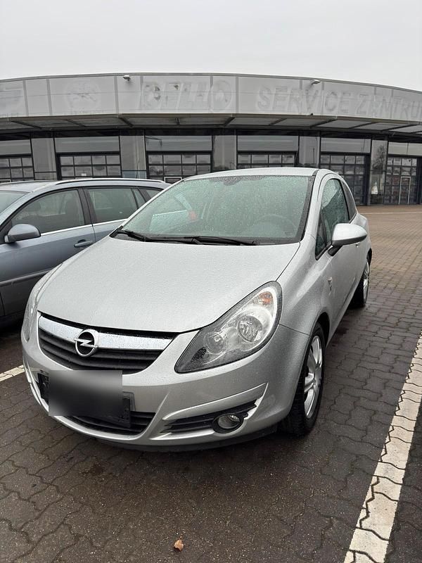 Silber Gebraucht 2010 Opel Corsa Kleinwagen | 3.700 € (Superpreis) - Bild 1/4