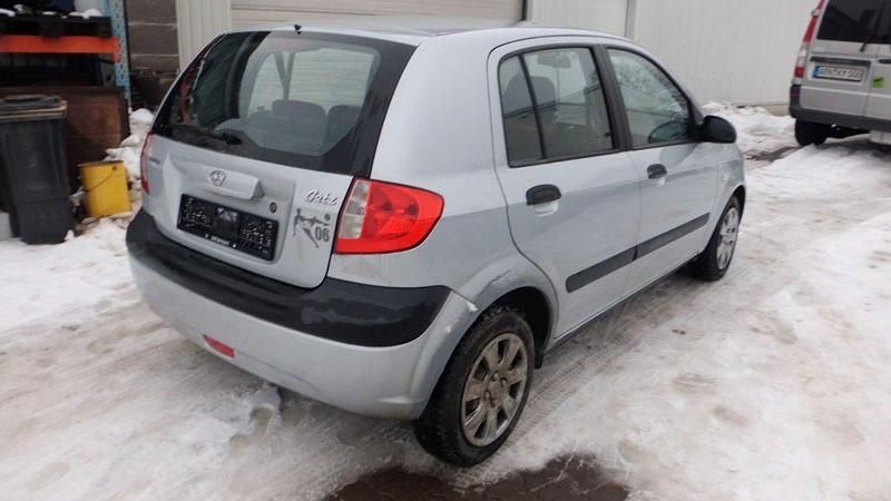 Gebraucht Hyundai Getz Team 67 PS (49 kW) 2006 Silber Kleinwagen