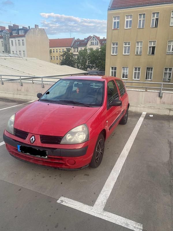 Rot Gebraucht 2004 Renault Clio II Kleinwagen | 2.900 € (Teuer) - Bild 1/4