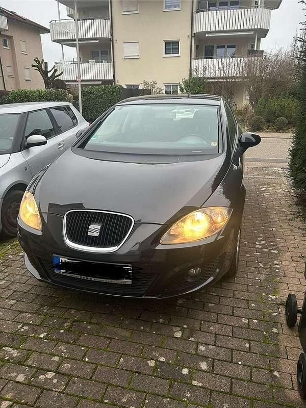 Gebraucht 2010 Seat Leon Ecomotive Limousine | 5.000 € (Teuer) - Bild 1/4