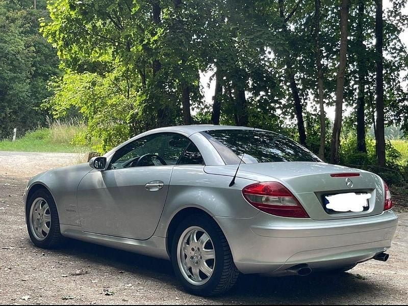 Gebraucht Mercedes SLK200 163 PS (119 kW) 2004 Silber Cabrio