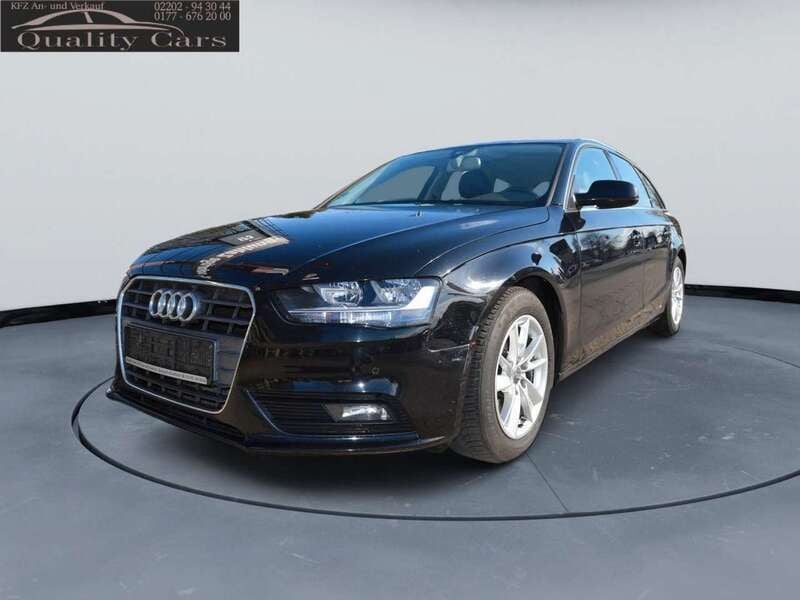 Schwarz Gebraucht 2013 Audi A4 Ambiente Kombi | 6.750 € (Guter Preis) - Bild 1/4