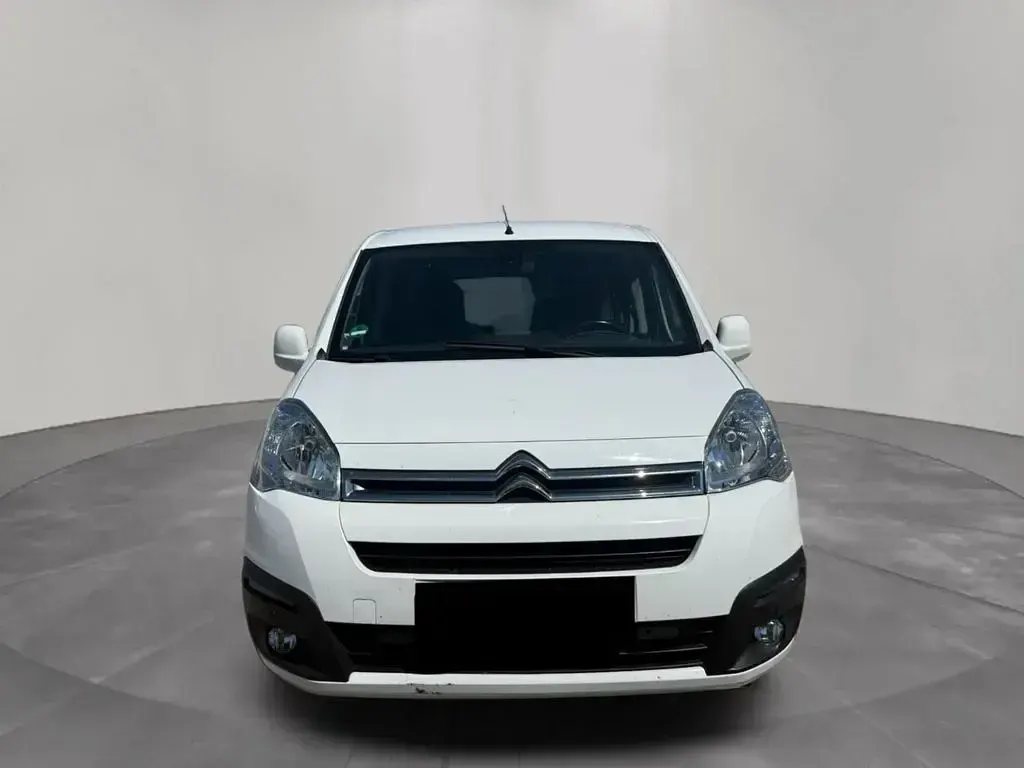 Gebraucht Citroën Berlingo SELECTION 110 PS (80 kW) 2017 Weiß Van / Kleinbus