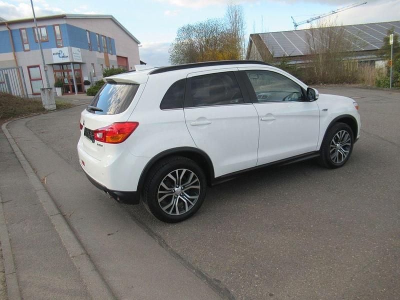 Gebraucht Mitsubishi ASX Top 150 PS (110 kW) 2017 Andenweiß SUV