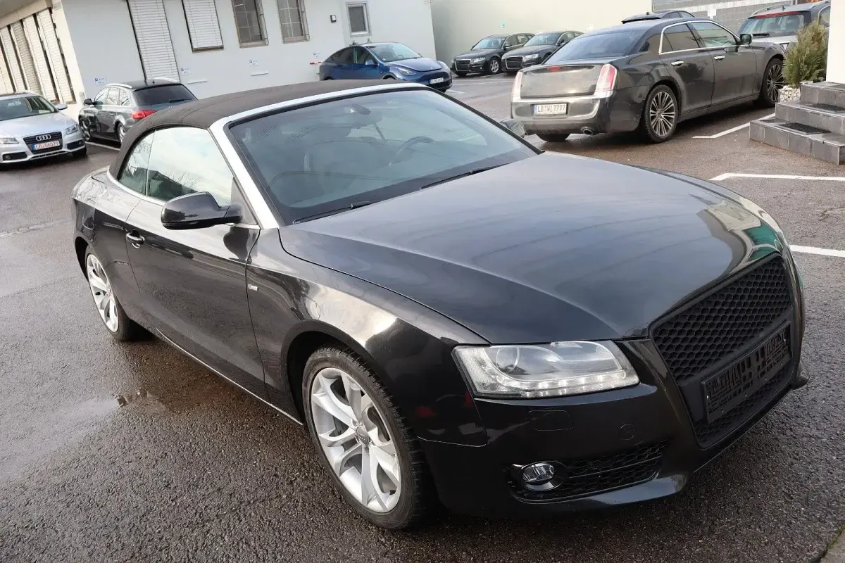 Usata Audi A5 Cabriolet Ambiente 160 CV (117 kW) 2010 Nero Cabrio