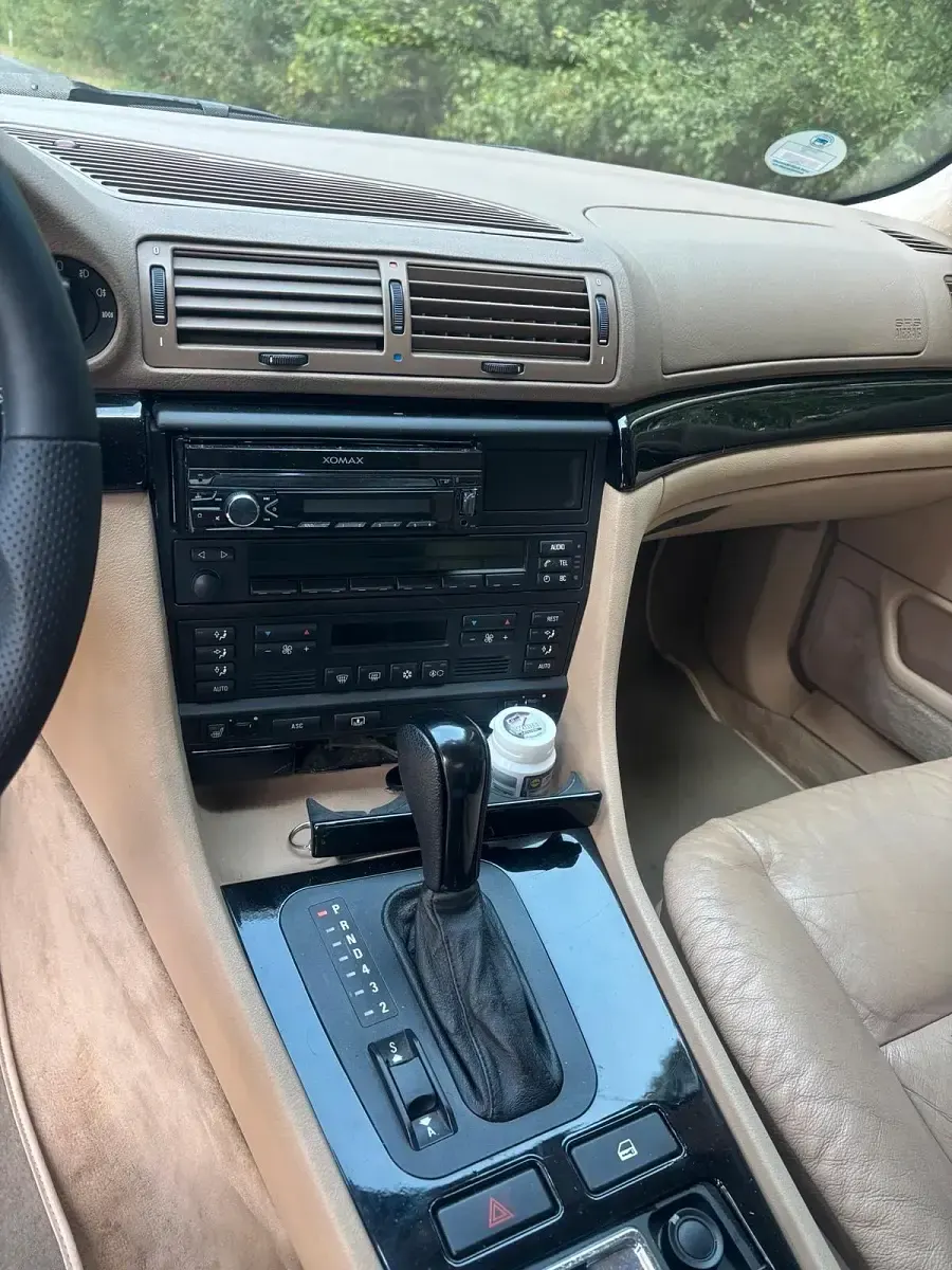 Second-hand BMW 728 193 CP (141 kW) 1996 Negru Berlinǎ