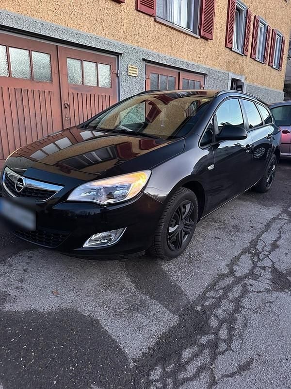Gebraucht Opel Astra 110 PS (80 kW) 2012 Schwarz Kombi