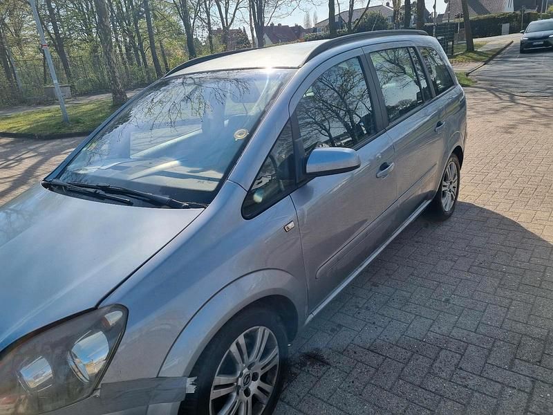 Gebraucht Opel Zafira 120 PS (88 kW) 2005 Blau Van / Kleinbus