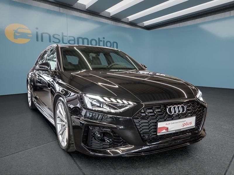 Schwarz Gebraucht 2024 Audi RS4 Kombi | 80.799 € (Teuer) - Bild 1/4