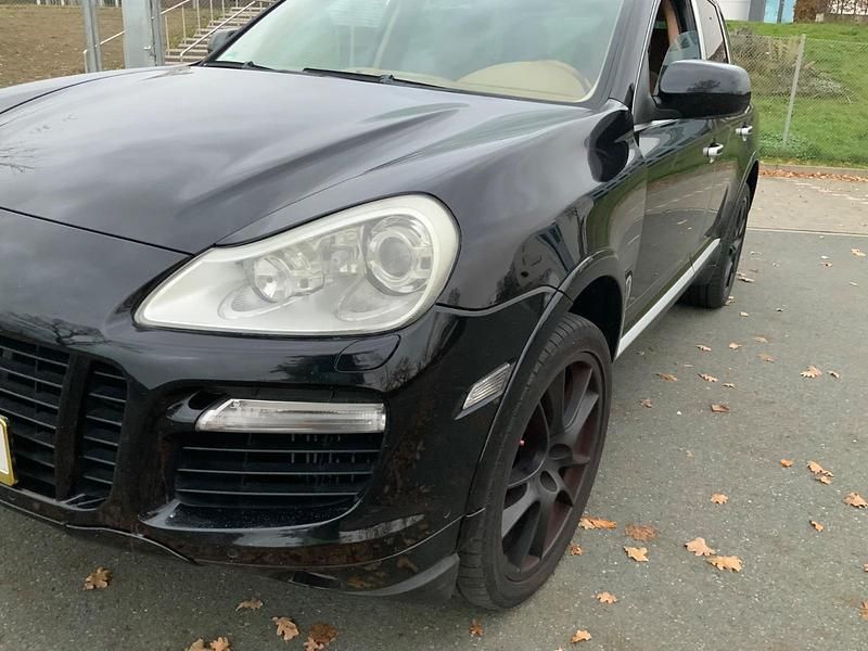 Schwarz Gebraucht 2008 Porsche Cayenne Turbo SUV | 15.200 € - Bild 1/4