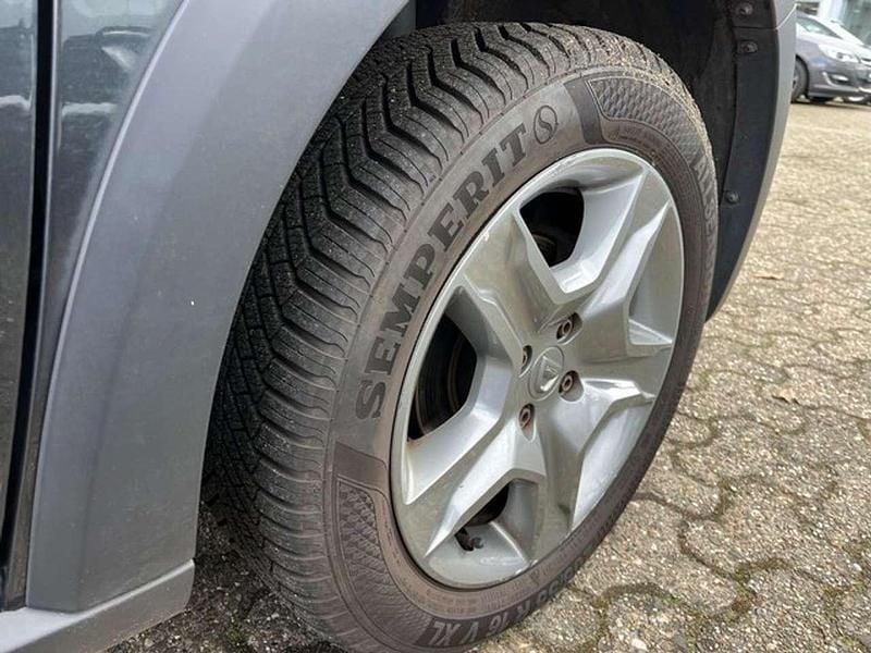 Gebraucht Dacia Logan Stepway 90 PS (66 kW) 2019 Kometengraumetallic Kombi