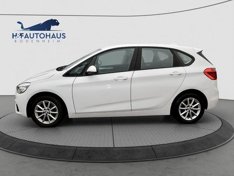 Gebraucht BMW 218 Advantage 136 PS (100 kW) 2017 Weiß Limousine