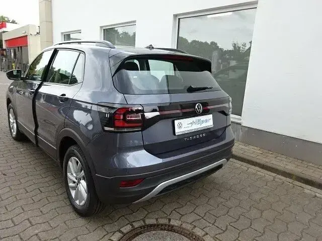 Gebraucht VW T-Cross Life 110 PS (80 kW) 2023 Rauchgrau metallic SUV