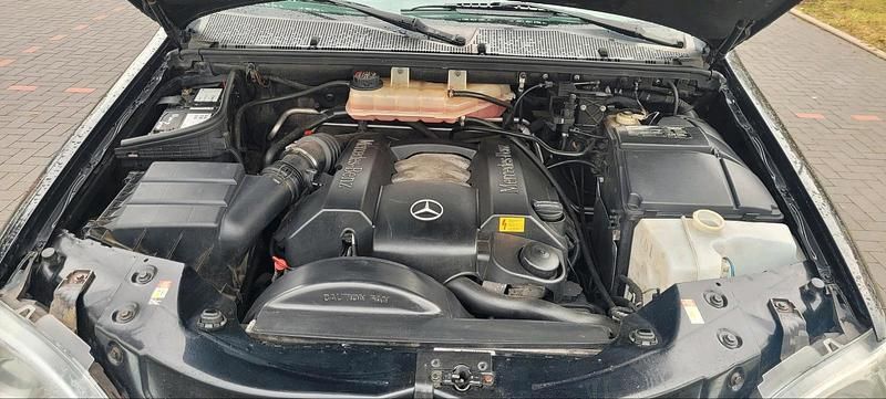 Gebraucht Mercedes ML320 220 PS (161 kW) 2002 Schwarz SUV