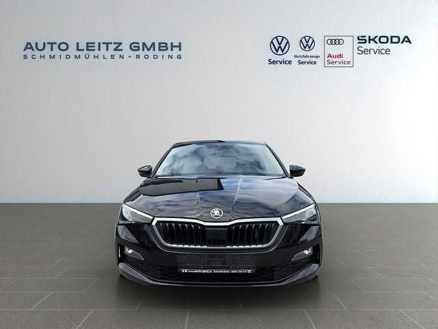 Gebraucht Skoda Scala Ambition 110 PS (80 kW) 2023 Blackmagic (metallic) Kleinwagen