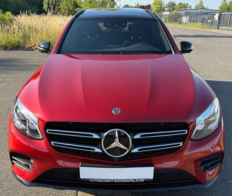 Gebraucht Mercedes GLC350 AMG 258 PS (189 kW) 2017 Hyazinthrot SUV