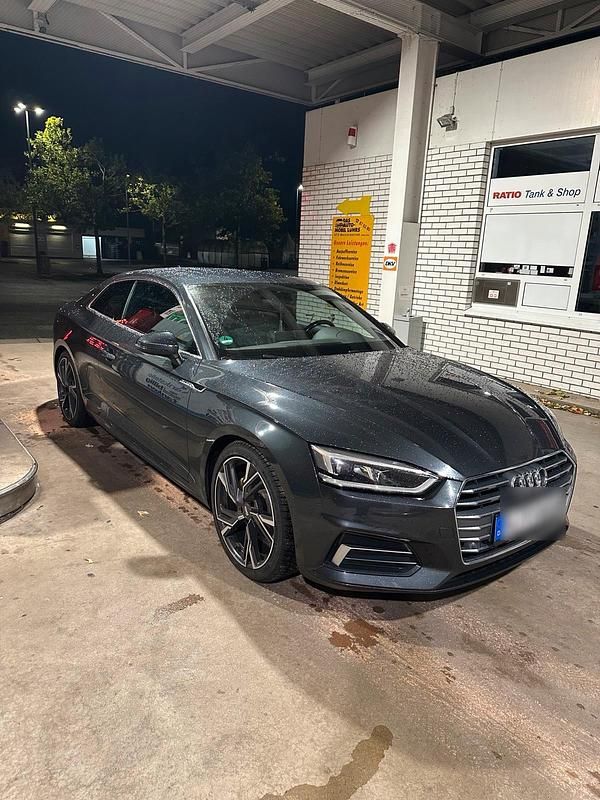 Grau Gebraucht 2017 Audi A5 Design Coupé | 18.999 € (Fairer Preis) - Bild 1/4