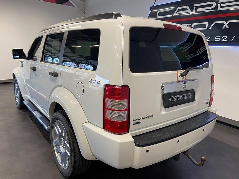 Gebraucht Dodge Nitro SXT 177 PS (130 kW) 2009 Weiß SUV