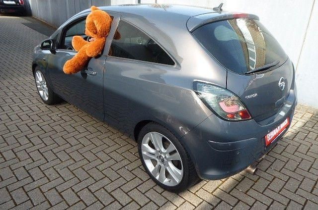 Gebraucht Opel Corsa Innovation 87 PS (63 kW) 2014 Grau Kleinwagen