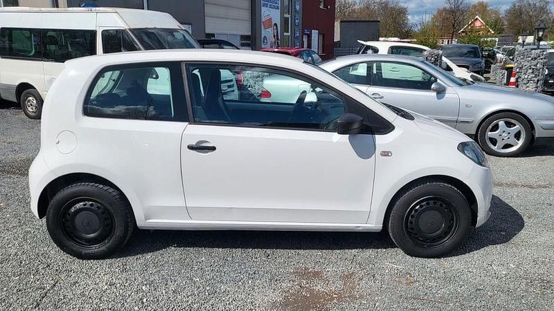 Gebraucht Skoda Citigo Active 60 PS (44 kW) 2012 Weiß Kleinwagen