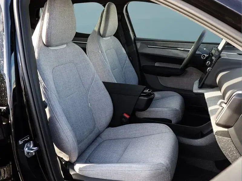 Gebraucht Volvo EX30 Single Motor 200 kW (272 PS) 2025 Schwarz SUV