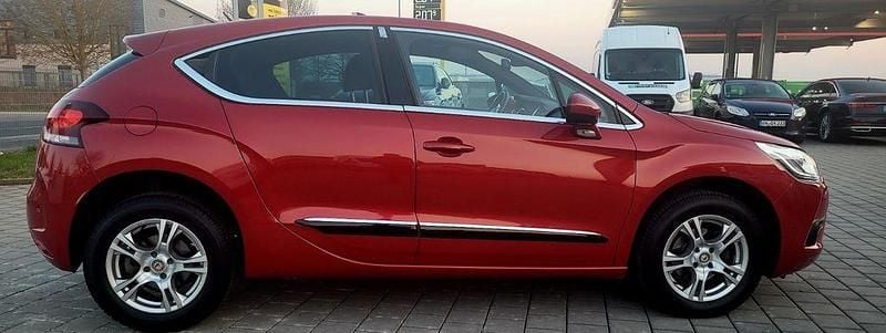 Gebraucht Citroën DS4 So Chic 111 PS (81 kW) 2011 Rouge babylone Kleinwagen