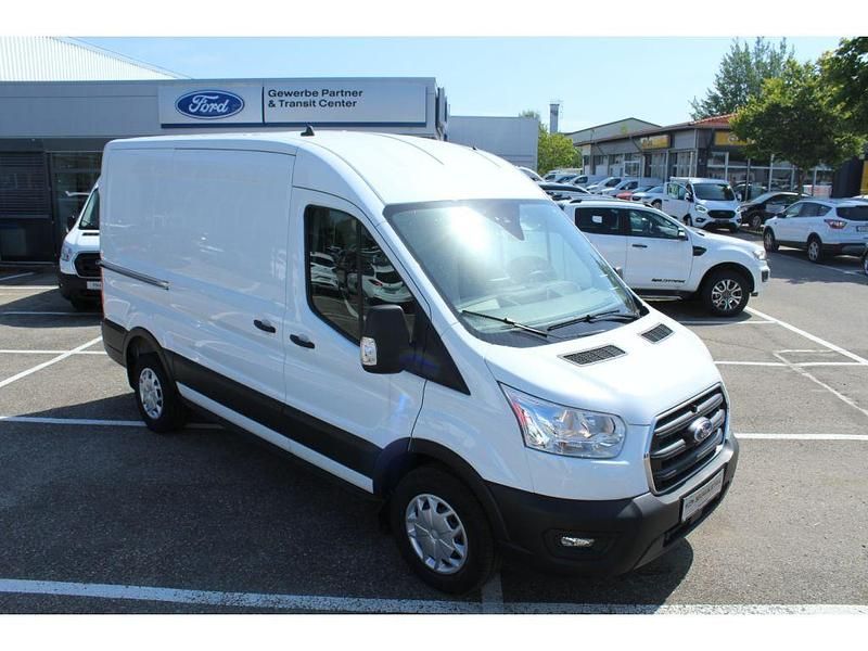 Gebraucht Ford Transit Trend 131 PS (96 kW) 2024 Frost weiß Van