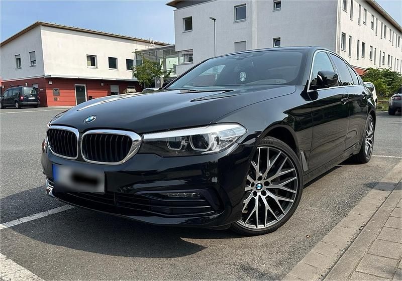 Schwarz Gebraucht 2019 BMW 530 Limousine | 28.900 € (Guter Preis) - Bild 1/4
