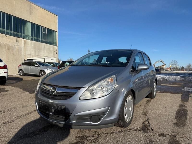 Gebraucht Opel Corsa Edition 80 PS (58 kW) 2008 Silber Kleinwagen