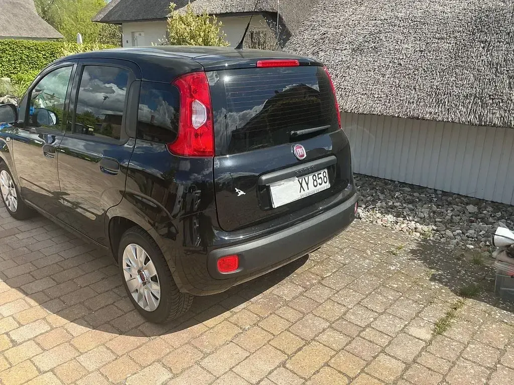 Gebraucht Fiat Panda Easy 86 PS (63 kW) 2017 Schwarz Kleinwagen