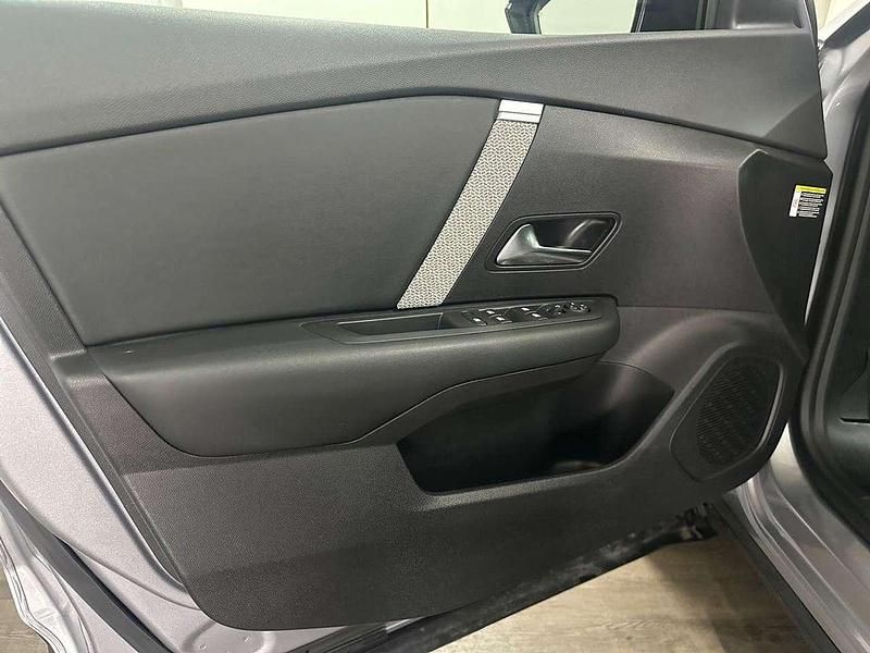 Gebraucht Citroën C4 131 PS (96 kW) 2024 Silber SUV